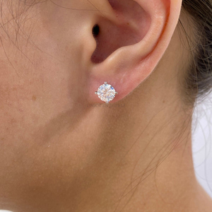Magnifiques boucles d'oreilles en diamants de laboratoire certifiés IGI, or 10k, 14k, 18k, bijoux minimalistes disponibles en or jaune, rose et blanc. - Product Image 6