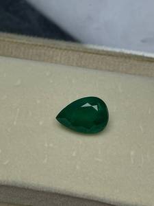 Émeraude naturelle de forme poire, vert vif, qualité supérieure, pierre précieuse non montée - Product Image 1