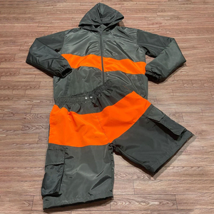 Ensemble homme sur mesure de qualité supérieure, coupe-vent deux pièces en polyester et nylon, avec fermeture éclair, respirant, style survêtement. - Product Image 3