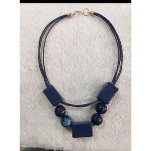 Collier en résine fait main, accessoires de mode en cristal, RR ENTERPRISES, fabriqué en Inde pour la vente en ligne, la vente en gros et l'exportation - Product Image 5