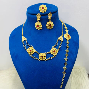 สร้อยคอและกำไลข้อมือชุบทองคำแท้ 24K หนึ่งกรัม ดีไซน์ดอกไม้ ชุดเครื่องประดับผู้หญิงสุดอินเทรนด์ - Product Image 1