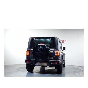 Jeep Wrangler 2.0 Overland 2023, SUV de 4 Puertas con Techo Eléctrico, Caja de Cambios Automática, Volante a la Izquierda, Asientos de Tela, Cámara Trasera, 45,343 km - Product Image 3