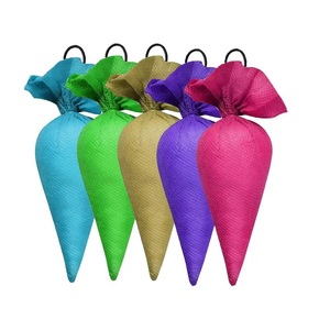 Ambientador Multiusos en Cono de Alcanfor, Fórmula a Base de Plantas para Eliminar Olores en Autos, Armarios y Baños - Product Image 4