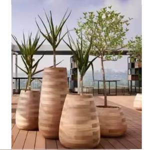 Pot de fleurs en bois de qualité supérieure pour plantes d'intérieur et décoration de balcon de jardin extérieur avec un style rustique durable - Product Image 2