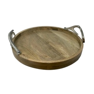 Elegante bandeja redonda de almacenamiento y servicio con borde elevado y asas decorativas, perfecta para exhibir y organizar en la mesa. - Product Image 1