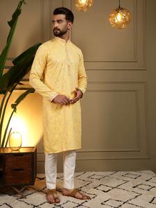 Ensemble Kurta Pyjama en Coton Khadi Lourd pour Homme avec Broderie Traditionnelle et Travail au Miroir, et Chudidar Semi-Coton pour Tenue de Mariage Festive - Product Image 5