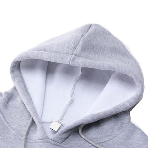Sudadera con capucha corta de forro polar oversize gris para mujer, estilo urbano, de longitud corta, para invierno, con logo frontal, informal, OEM - Product Image 3