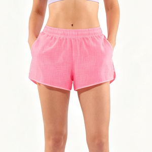 Shorts de sport d'été pour femmes en polyester durable, écologiques, respirants et en tissu peigné, décontractés, à prix bas, vente en gros, coupe droite - Product Image 2