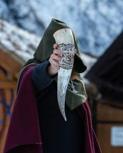 Cuerno para Beber Vikingo de Diseño Inteligente con Soporte, Diseño Único Hecho a Mano, Estilo Feng Shui, Se Acepta Logotipo Personalizado, Alta Calidad - Product Image 6