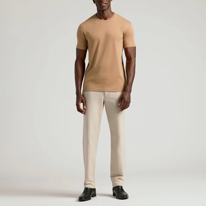 T-shirt basique premium pour tenue quotidienne, en tissu tricoté lisse, manches courtes, col côtelé, coupe classique, vêtements décontractés modernes pour un style de vie actif - Product Image 3