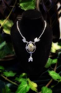 Pendentif Elven Lostariel en argent antique et labradorite, bijoux fantaisie plaqué or, serti clos vintage, fait main, cadeau de fiançailles - Product Image 3