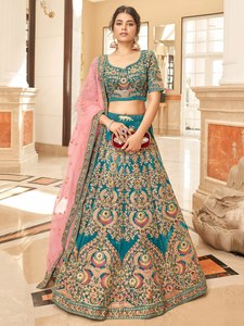 Lehenga Choli en velours brodé Zari floral, robe ethnique éco-responsable à taille naturelle pour femme, idéale pour mariée, mariage et festivals - Product Image 1