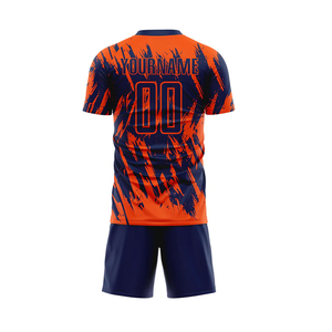 Ensemble maillot et short de football sur mesure de qualité supérieure, en polyester, pour équipes sportives adultes. - Product Image 3