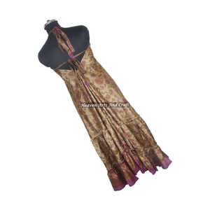 Nouvelle robe sari indienne et pakistanaise, vêtements indiens et pakistanais, style hippie bohème, longue, unique, cool, maxi, vintage. - Product Image 2