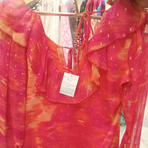 Camisa de Diseño Vibrante con Volantes 2026, Blusa de Lujo con Botones de Satén, Cuello Camisero, Manga Abullonada, para Fiesta, Tallas Personalizables para Mujer - Product Image 1