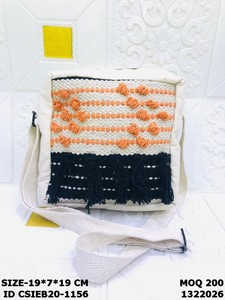 Sac bandoulière en coton tissé fait main avec pompon |   Sac à bandoulière bohème pour femmes - Product Image 3