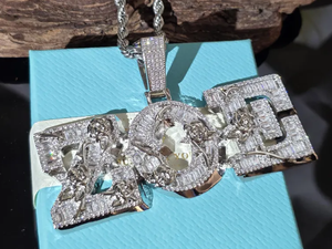 Collier avec pendentif lettre en moissanite couleur argent, breloque nom, design rose, chaîne personnalisée, bijoux initiales sur mesure - Product Image 2