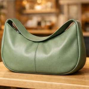 ce produit est semblable à un sac à main en cuir souple pour femme - Product Image 3