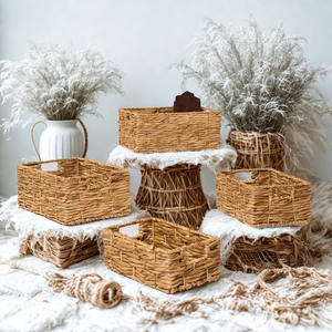 Panier rectangulaire vintage en jacinthe d'eau naturelle Viet Anh, panier de rangement tissé à la main de qualité supérieure pour la décoration de la maison, exportation durable - Product Image 1