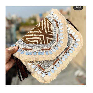 Bolso Bandolera de Yute Premium, Bolso de Hombro Moderno con Correa Resistente para Viajes - Product Image 1