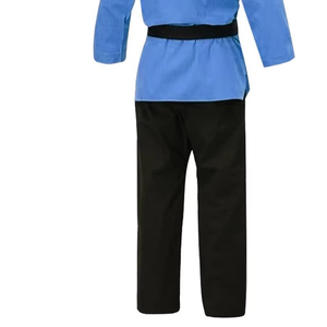Vente en gros de tenues de taekwondo pour hommes, uniforme de taekwondo fabriqué au Pakistan pour adultes, uniformes de karaté approuvés - Product Image 3