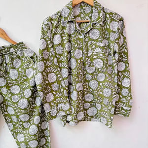 Conjunto de Pijama Coordinado con Estampado de Tigre para Mujer, Ropa de Dormir Informal de Verano, Suave y Transpirable, de Algodón, Hasta la Rodilla - Product Image 1