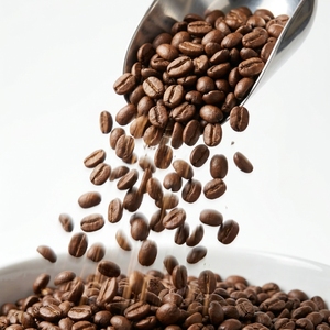 เมล็ดกาแฟอาราบิก้าคั่วกลางเข้ม ราคา 300-400 ดอลลาร์สหรัฐ/ตัน สำหรับการสกัดรสชาติเข้มข้น กาแฟอาราบิก้าขายส่ง ขั้นต่ำ 10 ตัน - Product Image 3