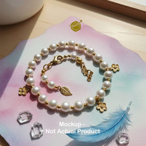 Une perle blanche spéciale, de 9 à 10 mm, ornée de scintillations dorées, dégage une élégance enchanteuse et une beauté éblouissante. - Product Image 5