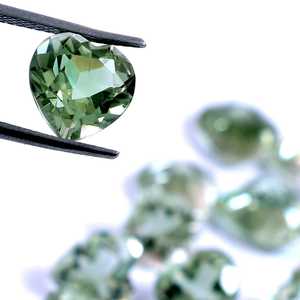Natural Green Amethyst <b>28mm</b> Heart Shape Cut Faceted Calibrated Loose Gemstone Certified Stone Jewelry Making Wholesale Supplier - Product Image 2
