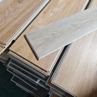 4mm 4,5mm 5mm 5,5mm 6mm Holzoptik Piso SPC High-End 20mil SPC Rigid Core Bodenbelag Hotel Kunststoffboden