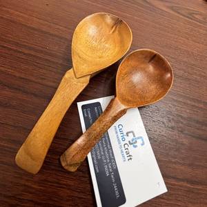 Cucharas de Madera Hechas a Mano Curio Craft, Utensilios Rústicos Naturales Tallados, Decoración para el Hogar - Product Image 1