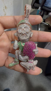 Nouvel Arrivage Collier Pendentif Entièrement Sertie de Pierres en Argent S925, Design Personnalisé, Moissanite VVS, Grand Pendentif Hip-Hop pour Chaîne Cubaine - Product Image 3