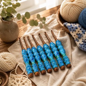Attractive High-quality Durable Eco-Friendly Belladec Resin <b>Crochet</b> <b>Hooks</b> Handmade Luxury Colorful Blue Customized Shape Hand - Product Image 5