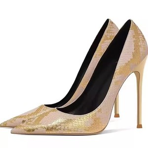 Zapatos de tacón de aguja con estampado de serpiente, punta en pico, sin cordones, para mujer, para oficina o fiesta. - Product Image 4