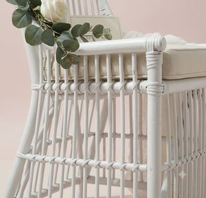 Chaise de salle à manger moderne en rotin naturel blanc, tressée à la main, style bistrot français, avec coussin confortable, mobilier de salle à manger, écologique et durable - Product Image 6