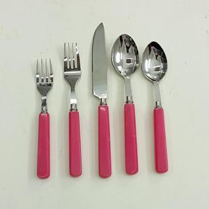 Couverts élégants en acier inoxydable rose foncé royal polis à la main avec poignée en résine faite à la main - Product Image 2