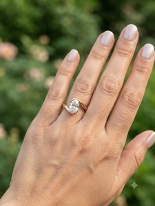 Bague de fiançailles et de mariage en or 14 carats avec diamant de laboratoire ovale de 2,00 carats, sertie en clos en spirale, certifiée IGI, bijoux personnalisés - Product Image 2