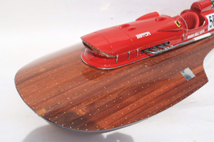 Modelo de hidroavión FERRARI en madera natural con acabado pulido, hecho a mano en Italia, para coleccionistas. - Product Image 3