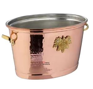 Enfriador de vino de metal con aspecto martillado de forma ovalada de cobre de última moda para restaurante y bar de hotel - Product Image 1