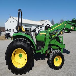 Tracteur John Deere 4052M, machine utilitaire de qualité supérieure avec moteur puissant et performances robustes pour l'agriculture - Product Image 6