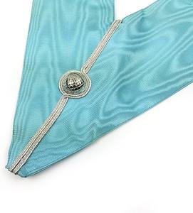 Regalia maçonniques : Tablier de maître maçon (MM), collier d'officier et gants. Type de tissu : Cuir. - Product Image 5