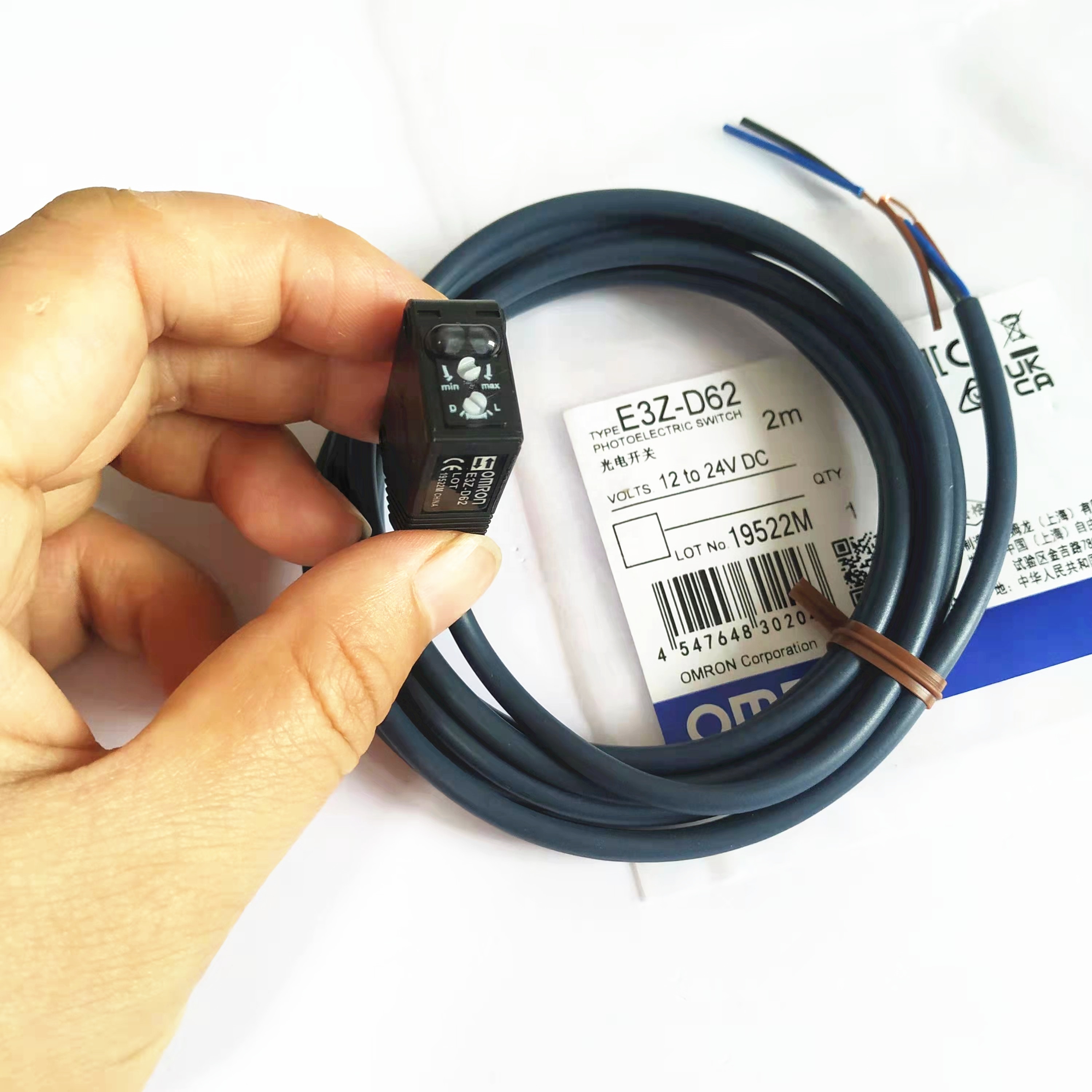 Original Omron Cylindrical Diameter Sensor E3Z-D62 for Printer