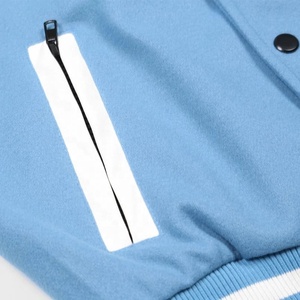 Veste universitaire en laine légère et respirante pour hommes personnalisée hiver style rue principale avec broderie en chenille et manches en cuir - Product Image 5