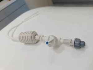 Humidificador de plástico para invernadero, boquilla de nebulización de 4 vías para refrigeración de granjas avícolas, kit de accesorios de pulverización para riego superior. - Product Image 3