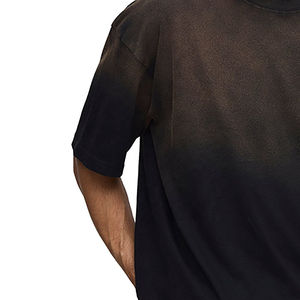 Camisetas de Hombre Personalizadas de Felpa Sostenible 100% Algodón, Lavado Ácido, Degradado con Efecto Desgastado por el Sol, Negras, Talla Grande, de Alta Calidad - Product Image 4
