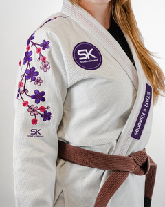 ชุดยิมโนะ Star X Kimonos 450GSM สำหรับนักกีฬา BJJ ระดับมืออาชีพ ผ้าเพิร์ลวีฟคุณภาพพรีเมียม ชุดฝึกซ้อมและแข่งขัน ยิวยิตสู  รับผลิตตามแบบ (OEM) - Product Image 6