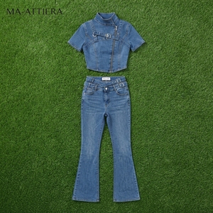 Ensemble haut en jean et jean évasé pour femme, col montant, manches courtes, détail croisé, coupe ajustée, tenue tendance deux pièces - Product Image 6