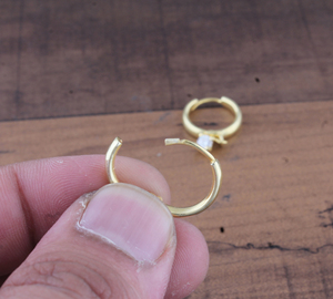 Pendientes de Diseño con Circonitas Cúbicas, Lujosos, Chapados en Oro de 925, Forma Única, Joyería de Moda para Mujer, Venta al Por Mayor - Product Image 2