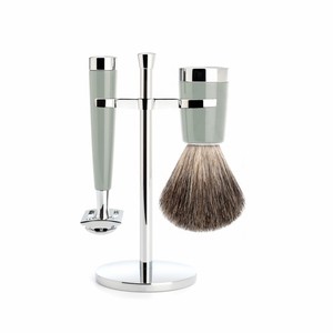 LEO BEAUTY PRO - Brosse à barbe 100% poils de blaireau, rasoir à 3 lames, manche en métal, support pour brosse, kit de rasage de luxe haut de gamme - Product Image 3