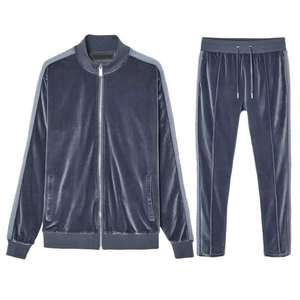 Conjunto Deportivo de Terciopelo con Capucha, Corte Ajustado, Algodón y Poliéster, Personalizable con Logotipo, de Alta Calidad - Product Image 2